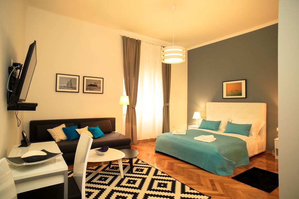 Contarini Luxury Rooms سبليت الغرفة الصورة